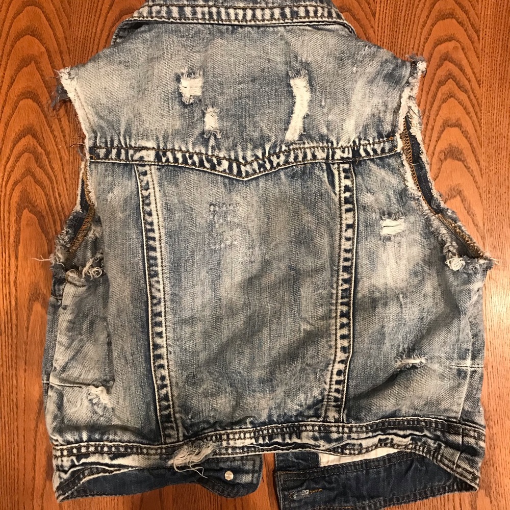Denim Button down vest - Picture 2 of 4
